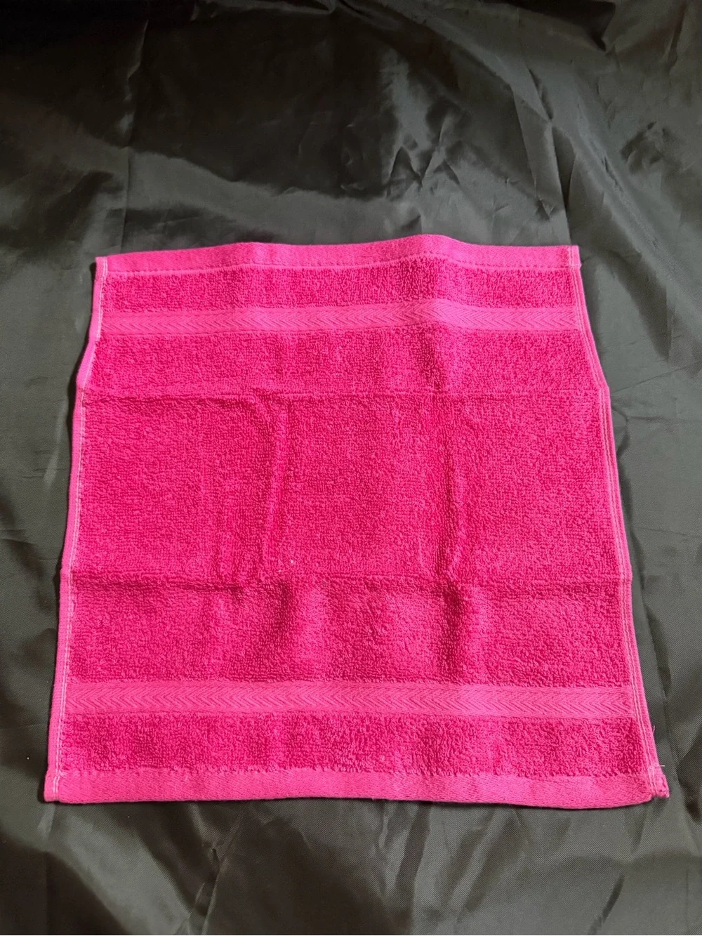 Tommy Hilfiger 10 Piece Vibrant Pink Cotton Bath Towel and Wash Cloth Set